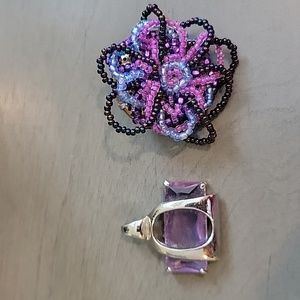 A22 Bundle of 2 Glass pendant & brooch